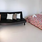 Cecilia 招待所 马林斯卡