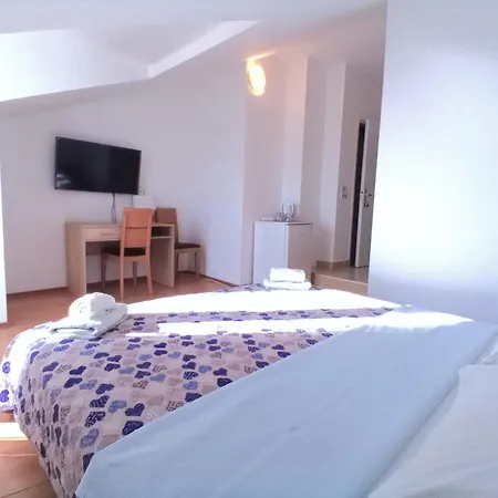 Pensión Cecilia Malinska