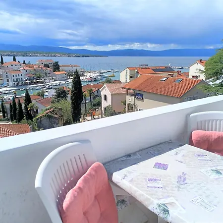 Guest house Cecilia 3*