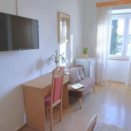 Cecilia 3* 말린스카