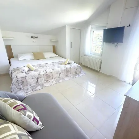 Maison d'hôtes Cecilia 3*