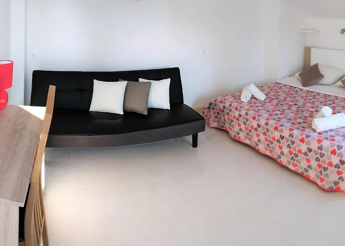 Cecilia بيت ضيافة مالينسكا