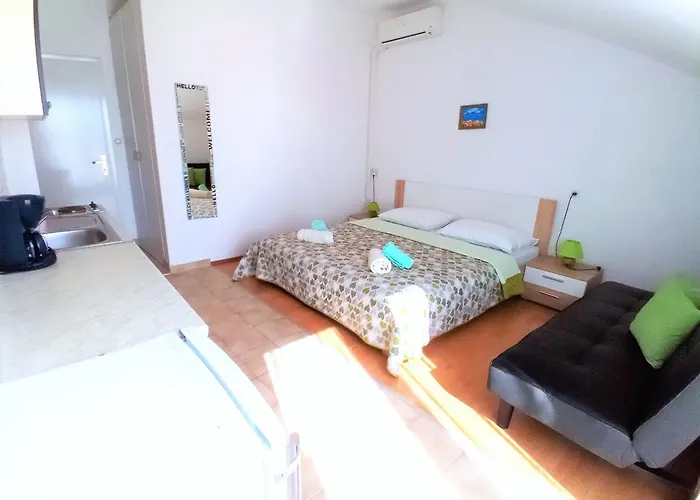 Cecilia بيت ضيافة