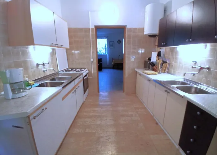 بيت ضيافة Cecilia 3*