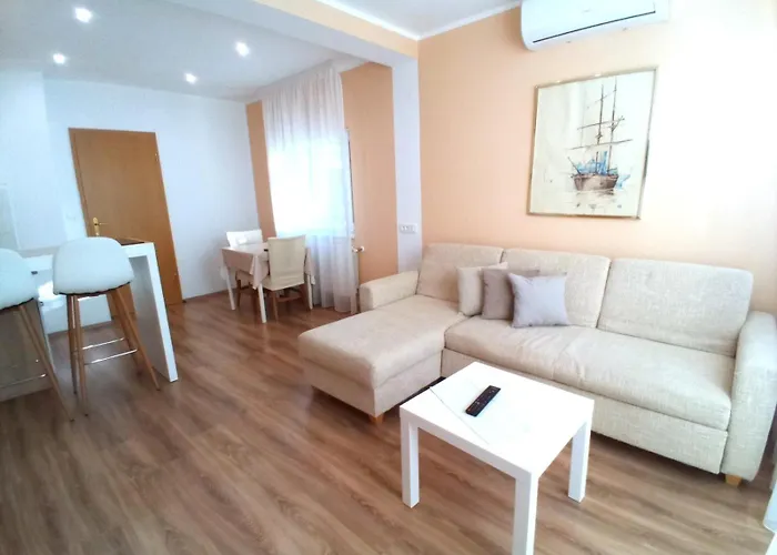 بيت ضيافة Cecilia مالينسكا