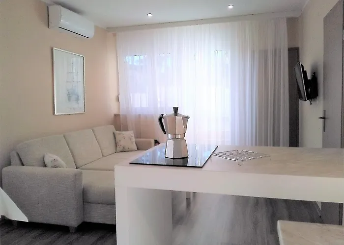 Cecilia بيت ضيافة مالينسكا