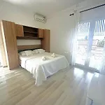 Cecilia 3* 말린스카