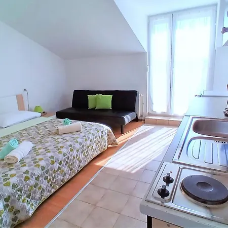 Cecilia Casa de hóspedes Malinska