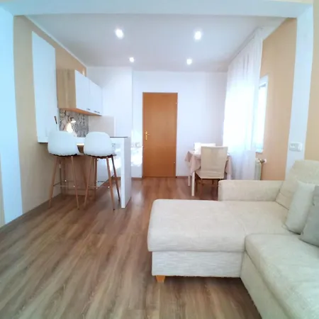 Cecilia Casa de hóspedes Malinska