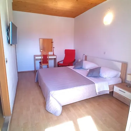 Guest house Cecilia 3*